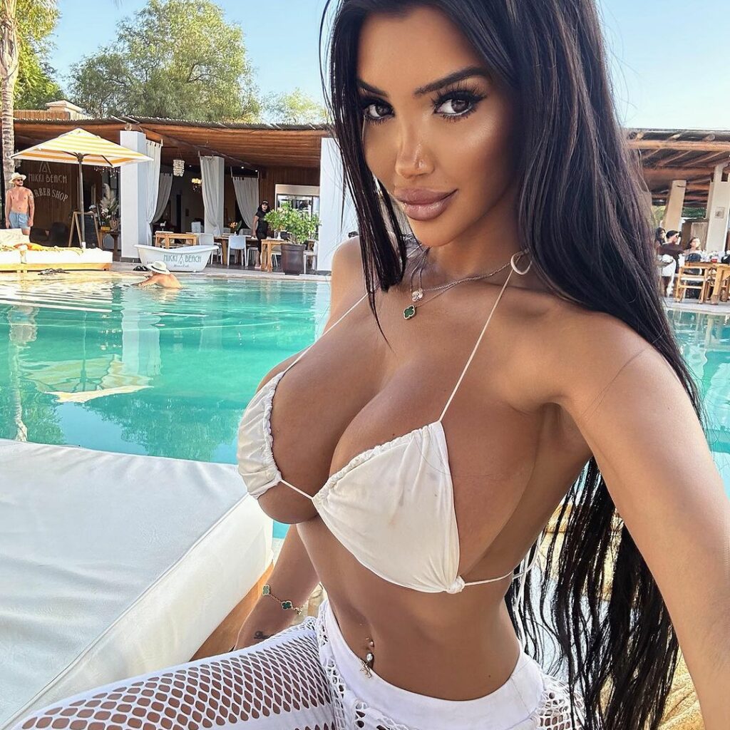 chloe.khan_370391599_18384863530037076_5524153847525604597_n