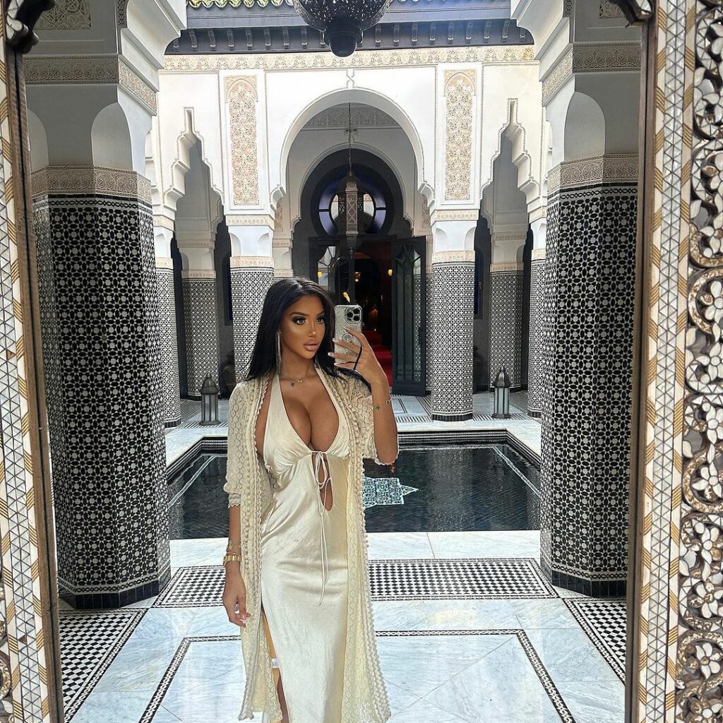 chloe.khan_378139319_18386777272037076_7126210712220598338_n