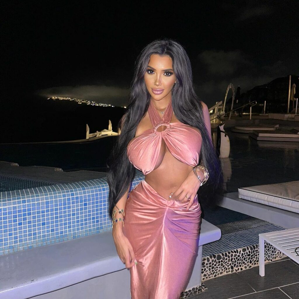 chloe.khan_380823411_18389623003037076_12430086143469279_n
