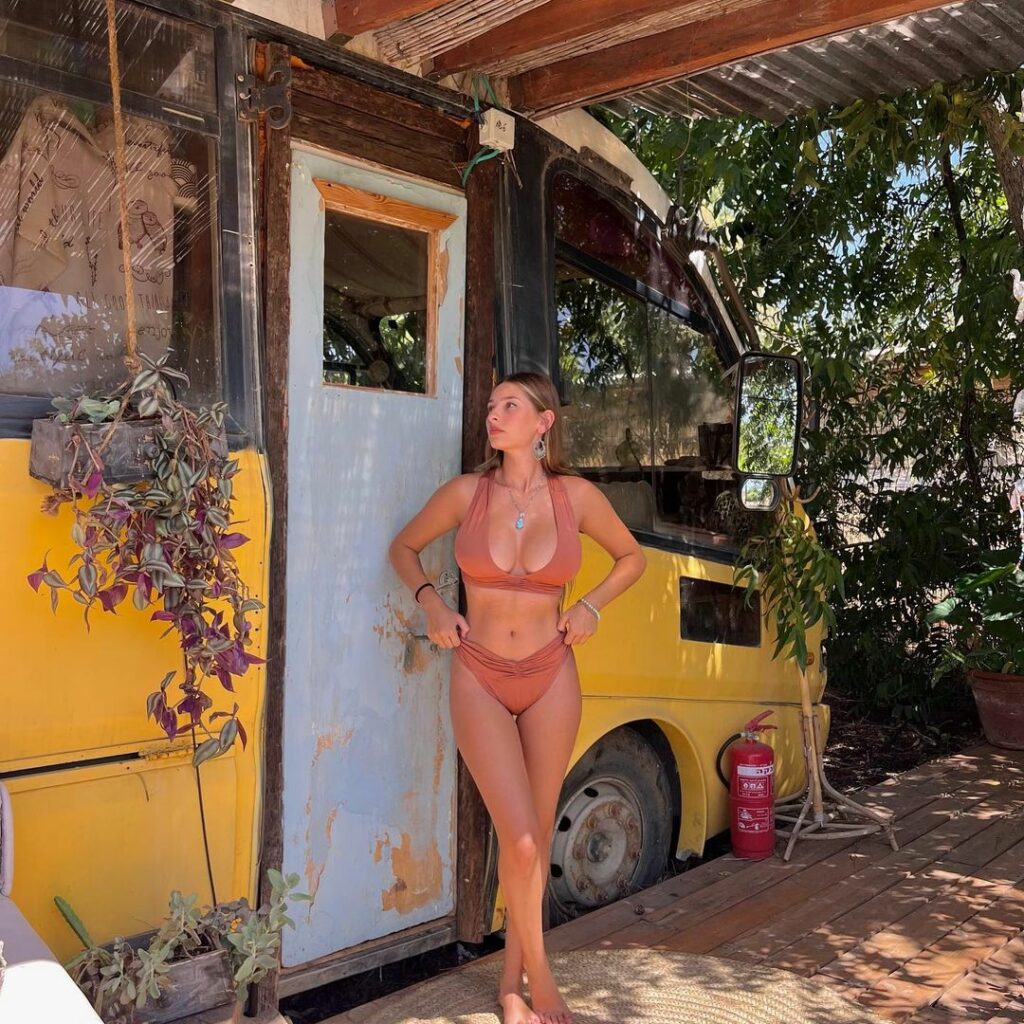 ella_netzer8_378477823_2554332371397506_7793761546085821866_n