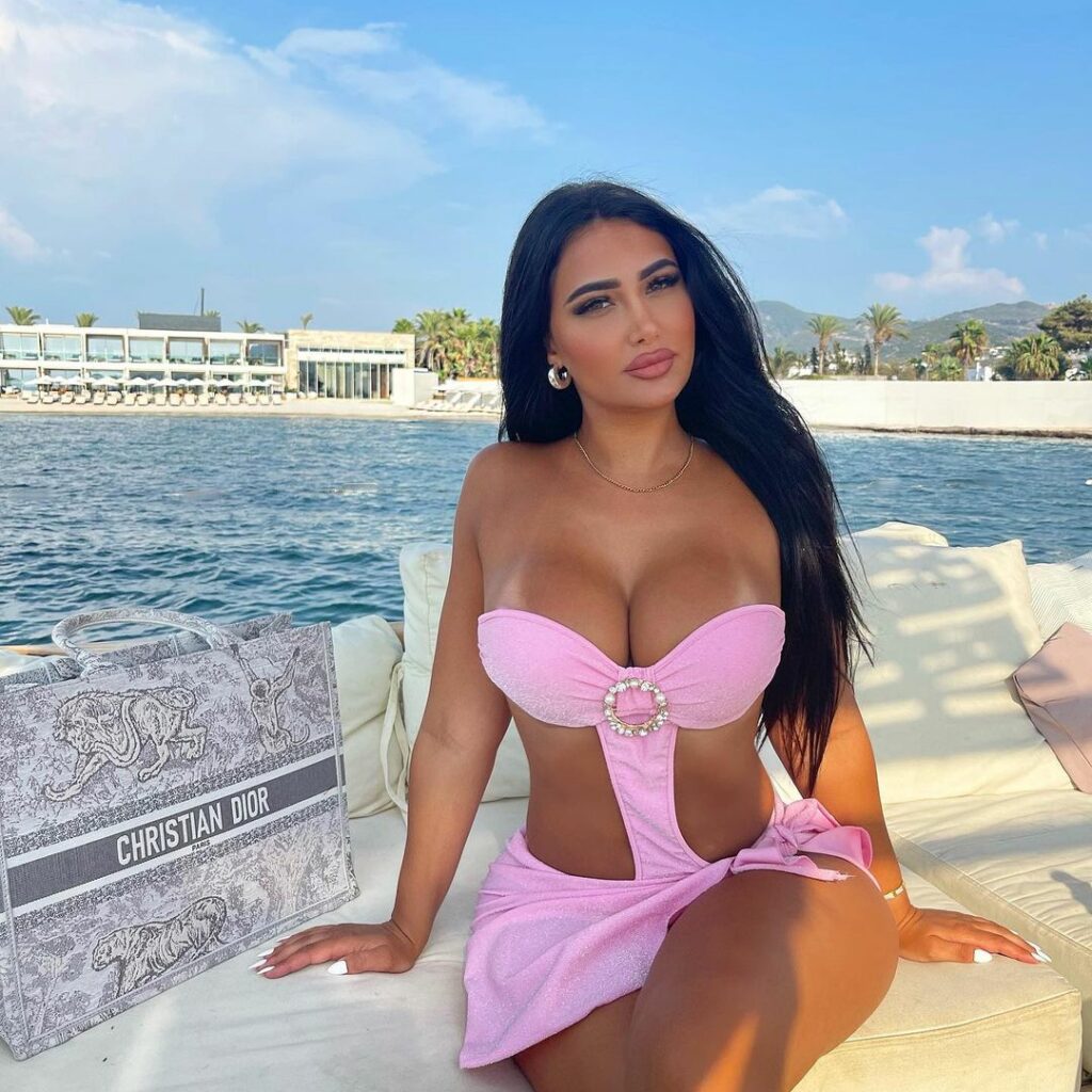 jjessicafoster_371277530_740193187875369_691494878919116347_n