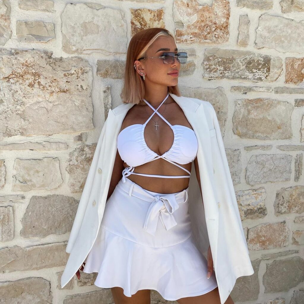 lisajolie___293060194_1202555800527849_7310890645121590607_n