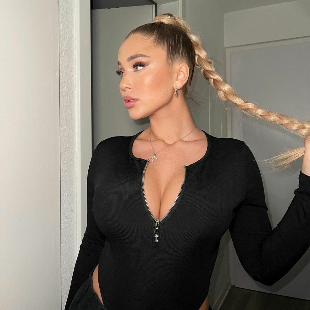 lisajolie___335683852_895639751652223_9051173369119776973_n