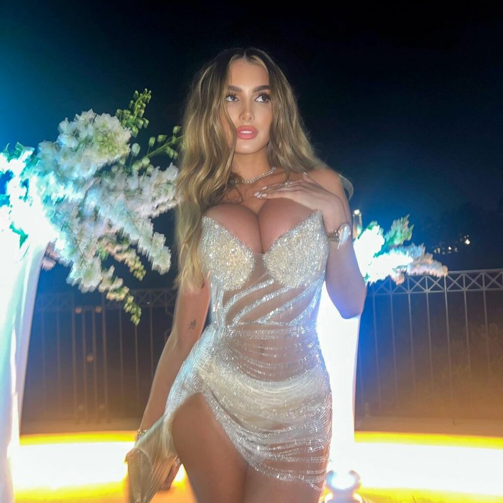 lynaritaa_295809381_414795407289957_8770977631427814785_n