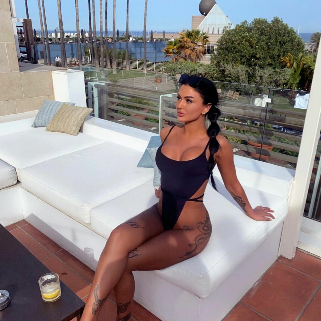 emilywakelingx_1653229020_2843813599475969536_245767851