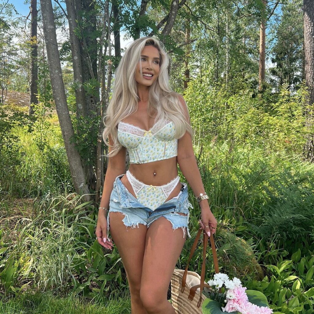 rosamariaryyti_1690468078_3156197458404724371_345765564