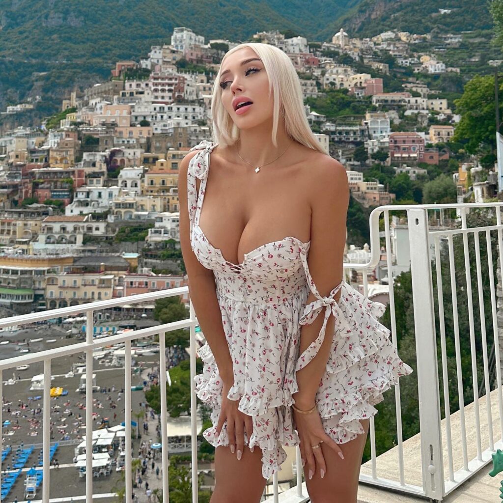 daniellachavezofficial_1693599014_3182461655690578072_238109752
