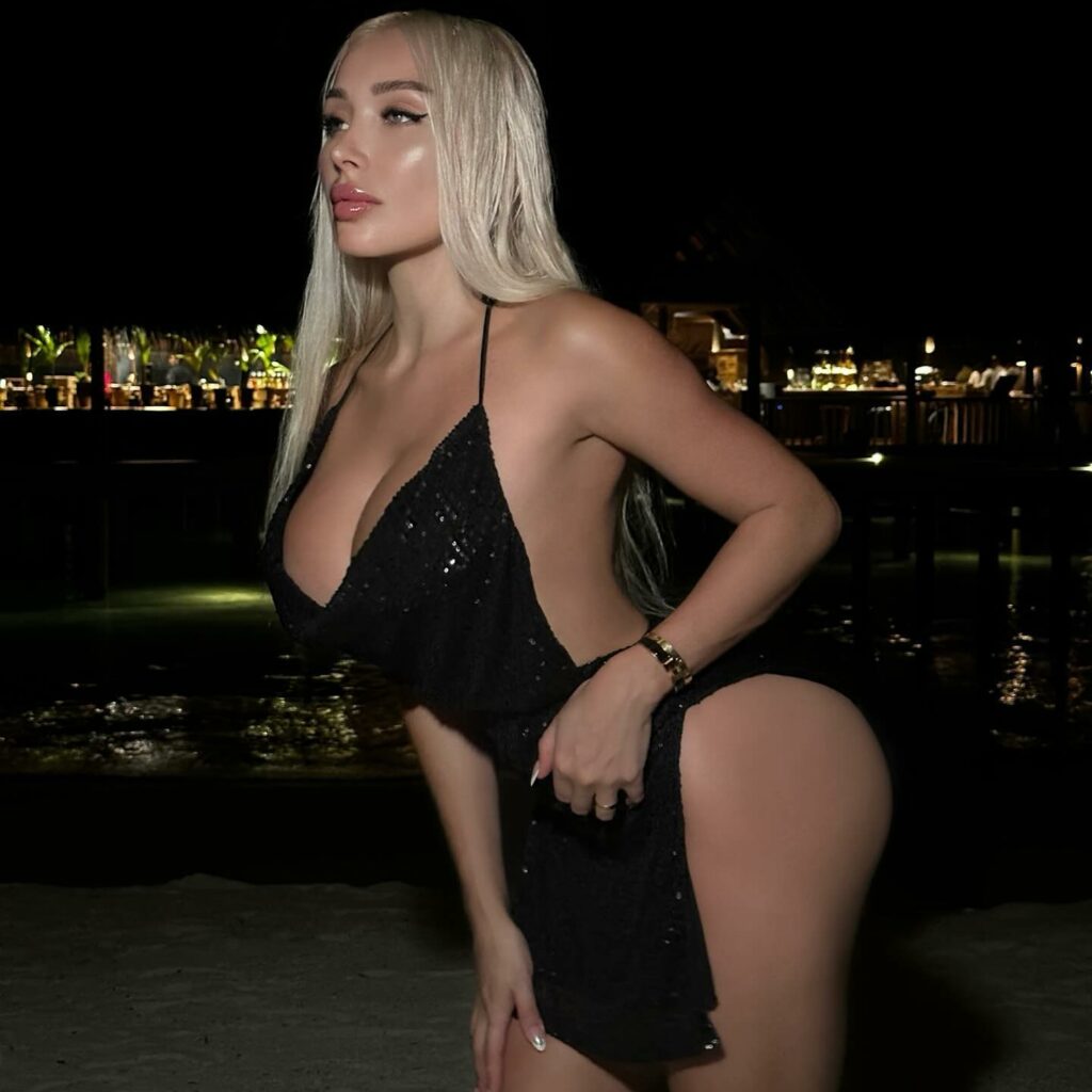 daniellachavezofficial_1701117416_3245530581873473581_238109752