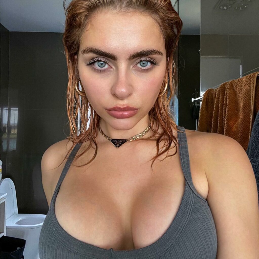 laurenhamden_1668841931_2974784191424318194_807863763