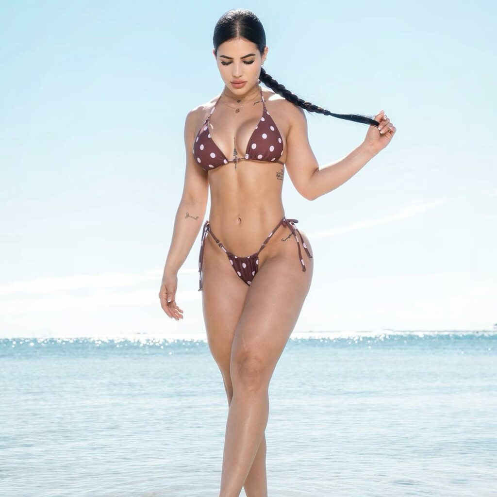 paulinacruzx_1678640927_3056984127902661919_41712680898