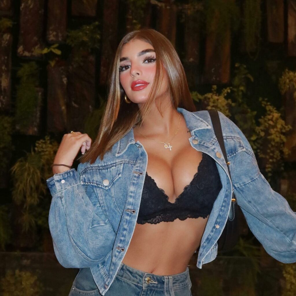 valentinagomezs__1696008838_3202676725472056339_336397577 (1)